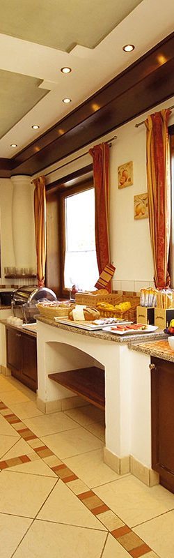 Apart-Hotel Panorama in Flachau, Salzburger Land – Sommerurlaub & Winterurlaub in Flachau, Ski amadé – Frühstücksbuffet