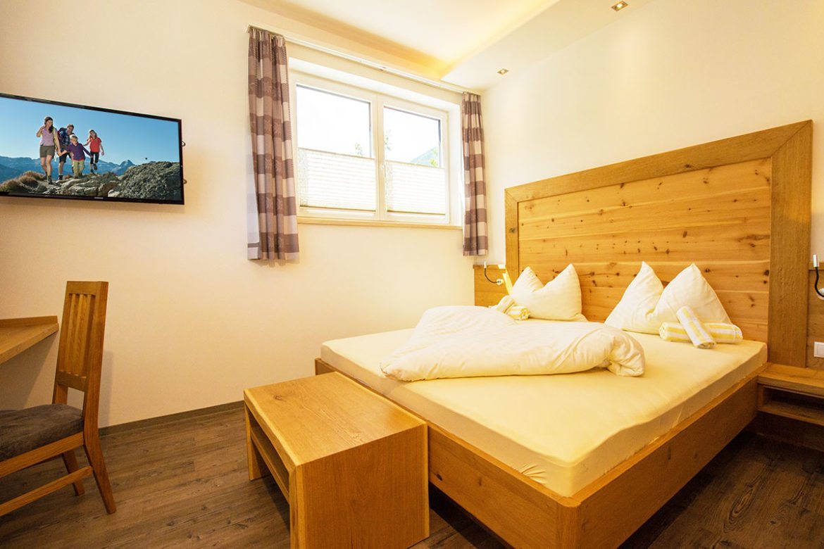 Zimmer & Suiten im Apart-Hotel Panorama in Flachau, Salzburger Land, Ski amadé – Luxuriöse Kaisersuite für 2 – 10 Personen